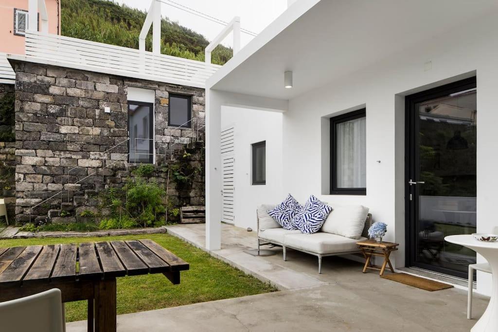 Baía das Caldeirinhas Horta (Azores) Exterior foto